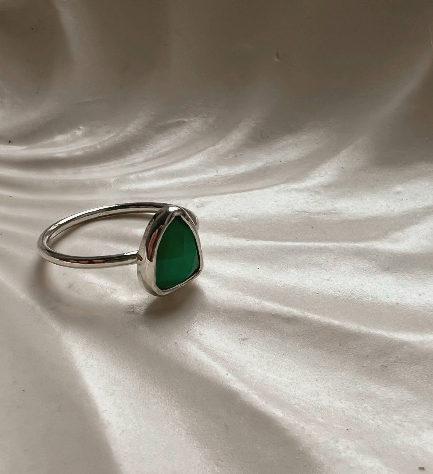 Chrysoprase & Silver Ring