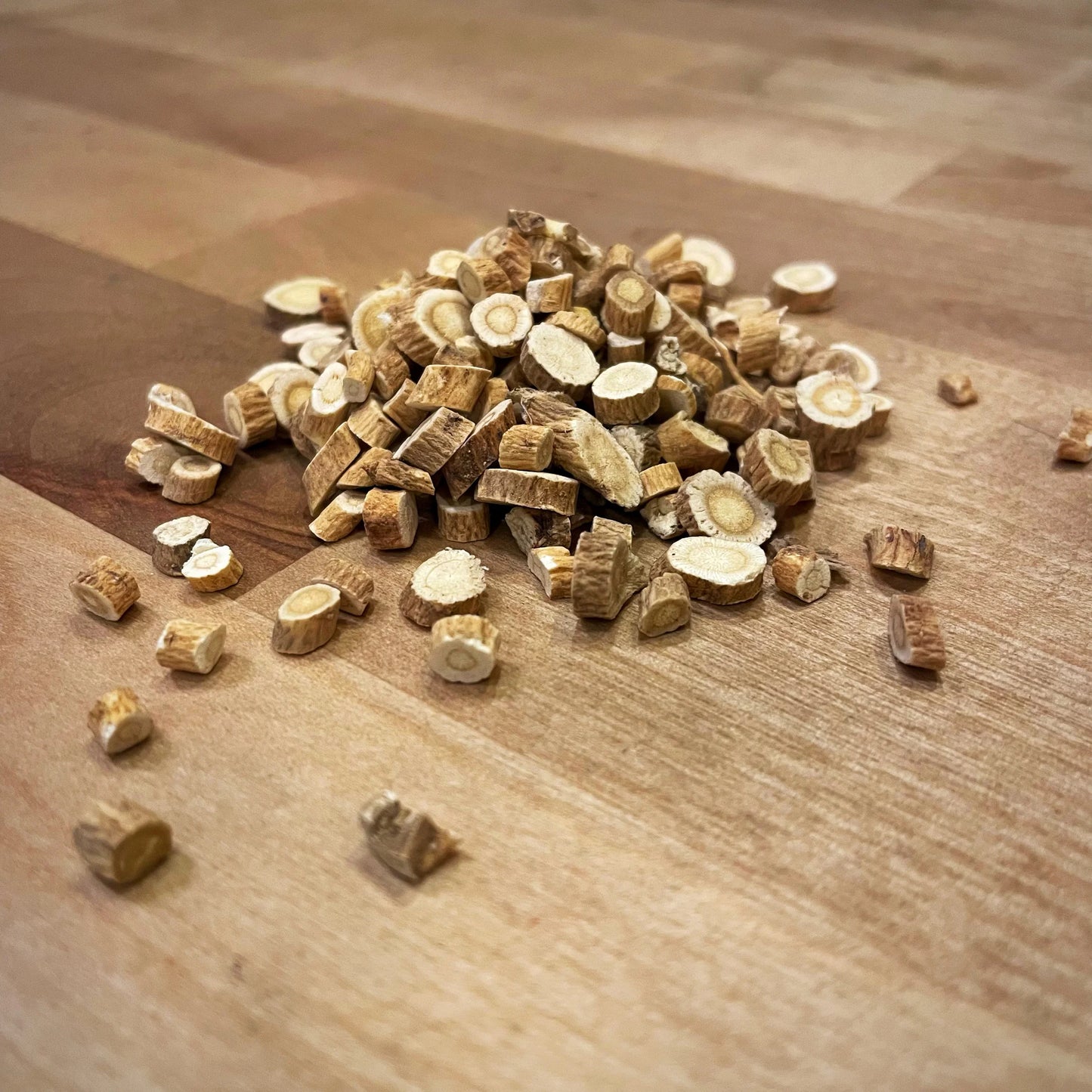 Astragalus Root 1 oz