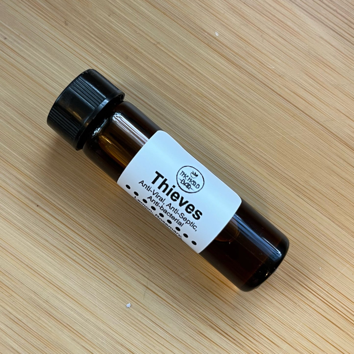 Thieves Synergy Oil 1/4 oz.